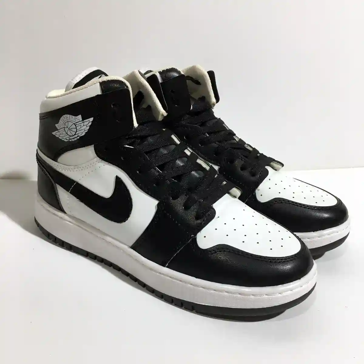 کفش کتونی ساقدار مردانه نایک جردن وان Jordan 1 سفید مشکی کد 220